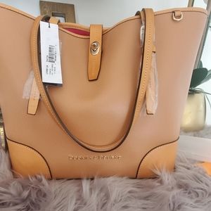 Dooney & Bourke purse